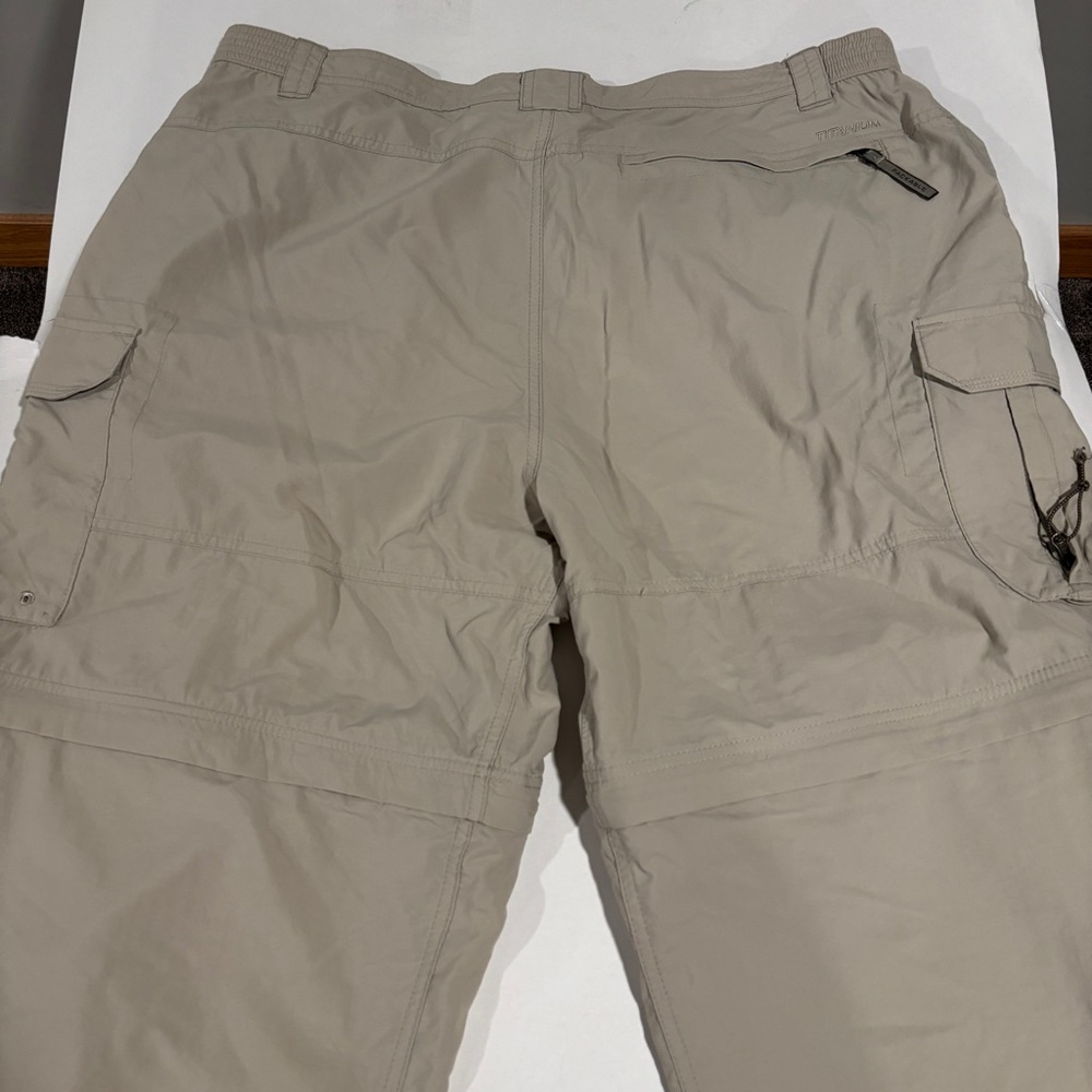 Columbia Pants Men XL Beige Convertible Zip Cargo Titanium Hiking Omni-Dry Trail - Picture 3 of 13